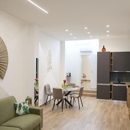 דירות בארי Luxury Regina 14 מראה חיצוני תמונה