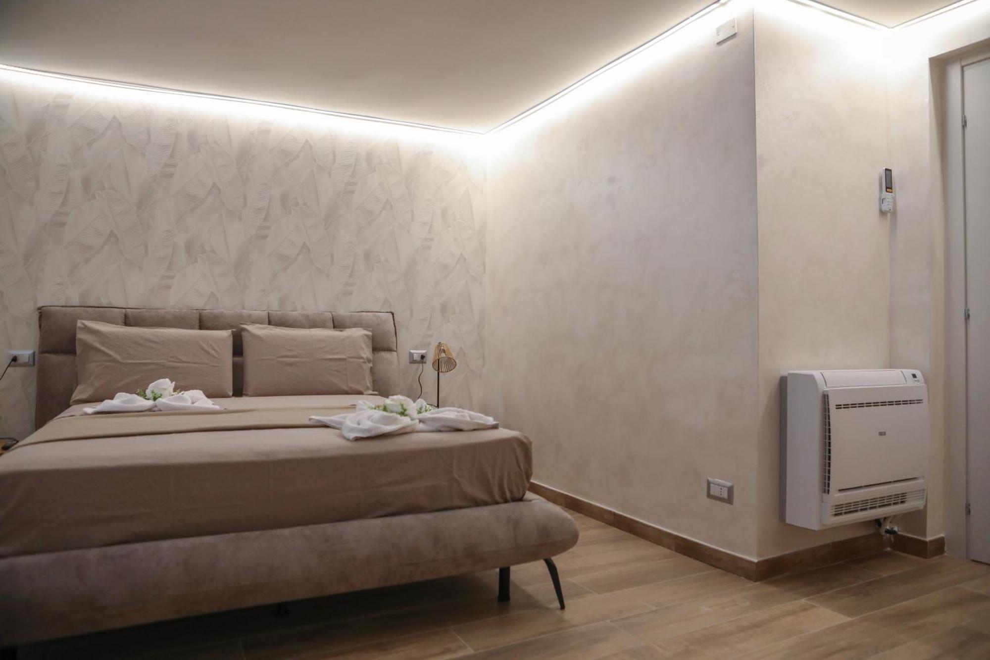 דירות בארי Luxury Regina 14 מראה חיצוני תמונה