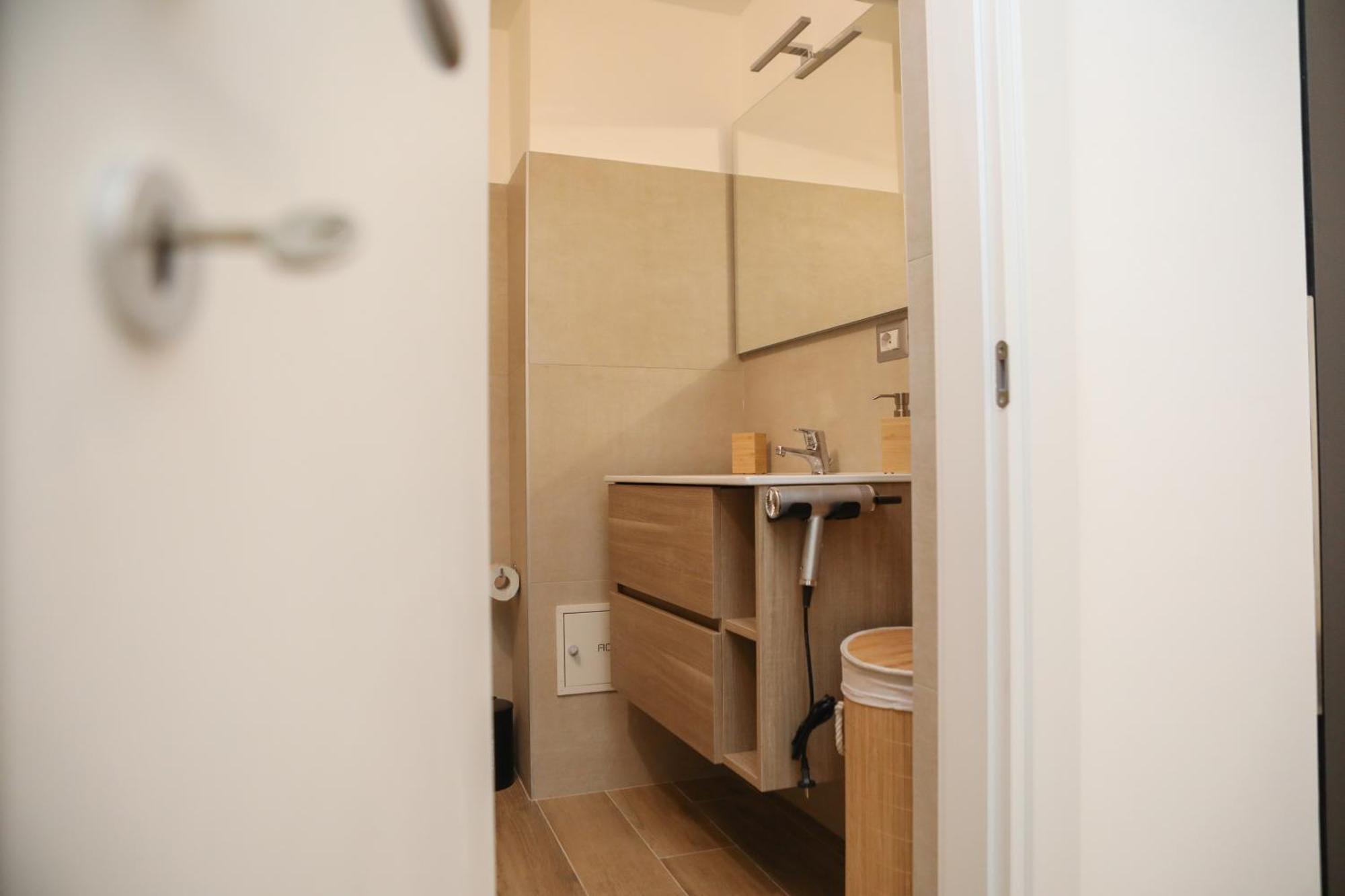 דירות בארי Luxury Regina 14 מראה חיצוני תמונה
